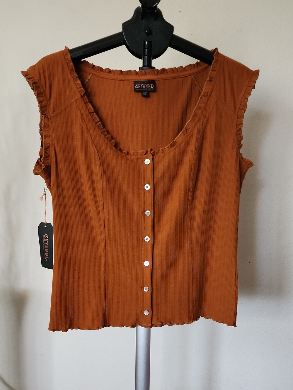 Shyanne Women's Rust Button-Down Blouse